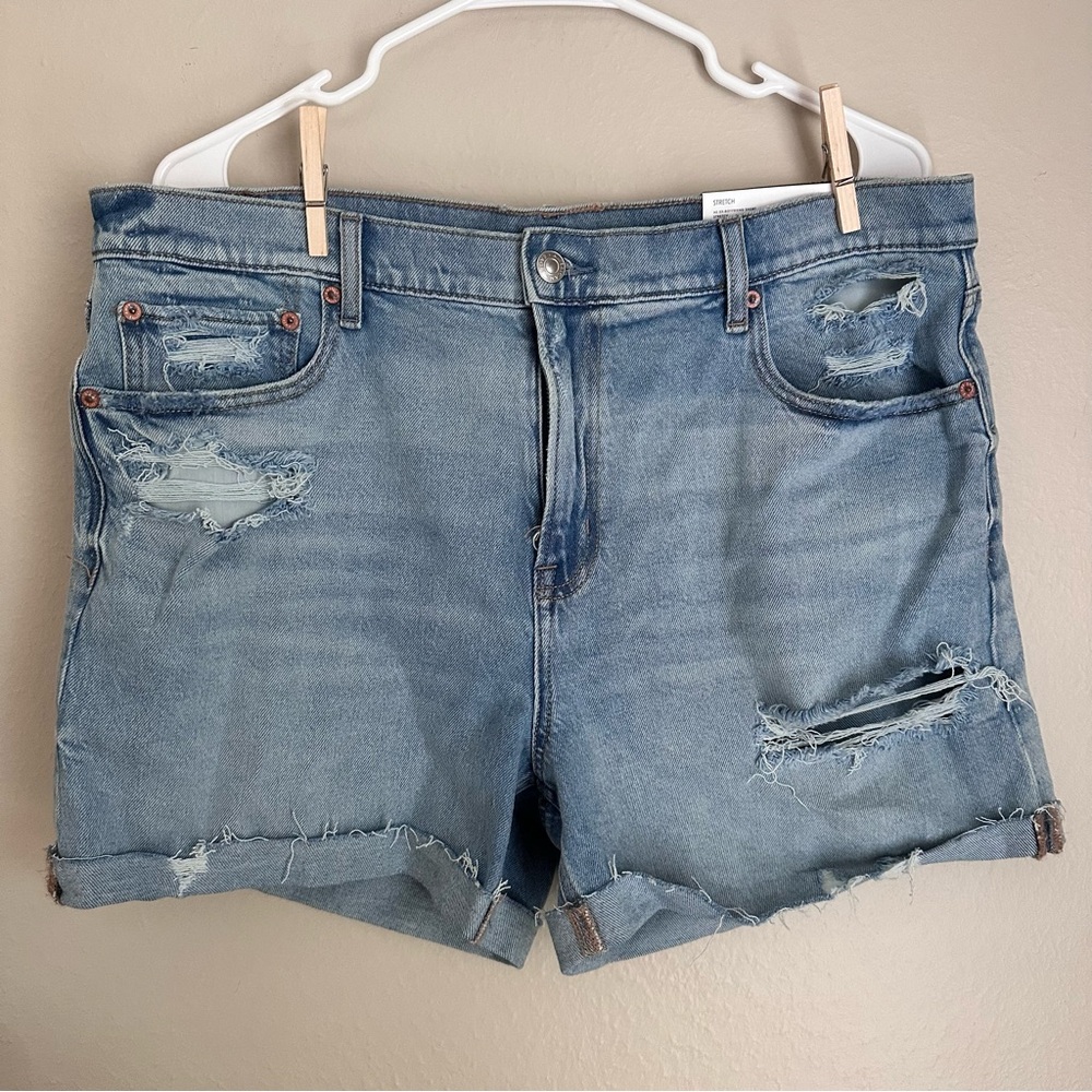 American Eagle Outfitters Light Blue Distressed Ex-Boyfriend Jean Shorts Size 12